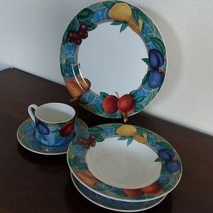 Victoria Beal‎e 9024"Forbidden  Fruit Pattern"5pc Dinnerware Setting For 1